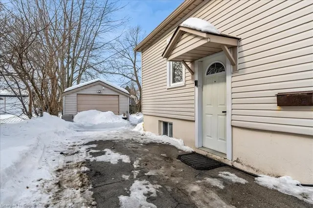 Additional image 21 of 242 East 27th St