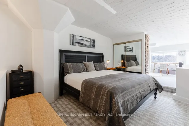 Additional image 26 of 50 MAIN St Unit 412