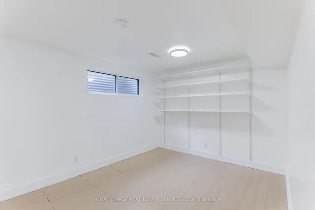 Additional image 27 of 4 Bradbrook Rd Unit 2