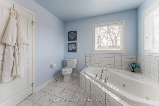 Additional image 28 of 159 Riehm St