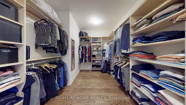 Additional image 17 of 84 Roberta Dr