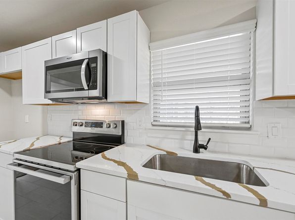 3102 Kinmore St, Dallas, TX 75223