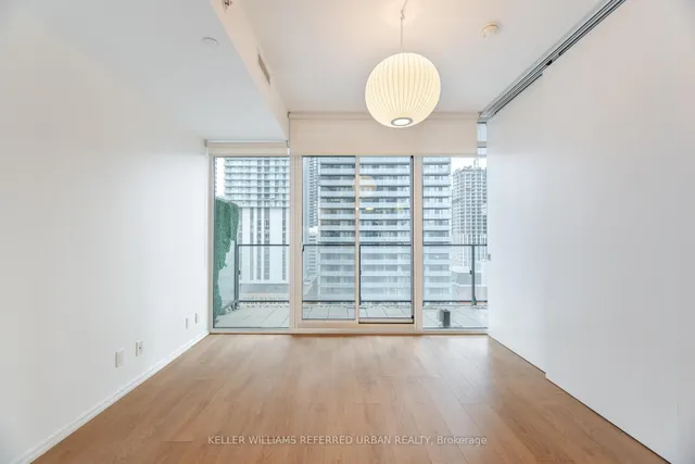 Additional image 11 of 125 Peter St Unit 1811