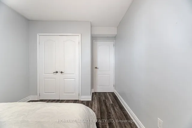 Additional image 24 of 2 Valhalla Inn Rd Unit 111