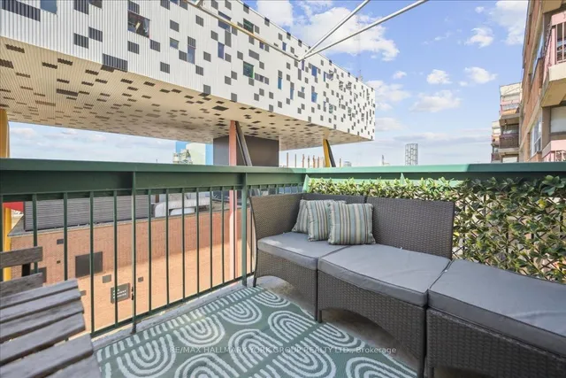 Additional image 36 of 73 Mc Caul St Unit 732