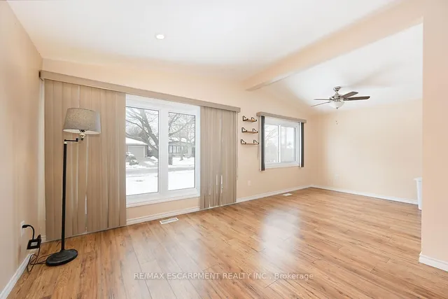 Additional image 8 of 105 Lilacside Dr