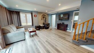 Additional image 2 of 11 James St W