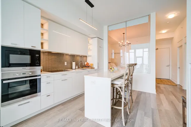 Additional image 9 of 32 Davenport Rd Unit 2406