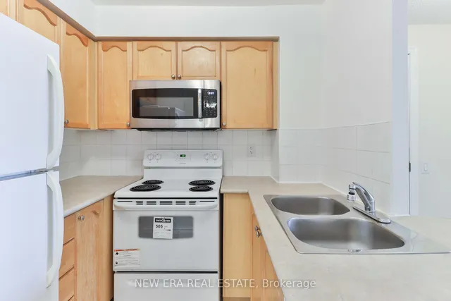 Additional image 14 of 21 Hillcrest Ave Unit 313