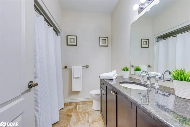 Additional image 36 of 1470 Main St E St