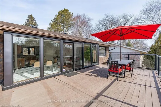 Additional image 31 of 75 Robinhood Dr