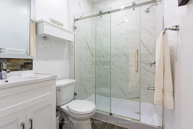 Additional image 18 of 27 Fairview Ave