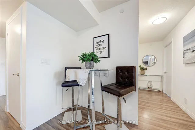 Additional image 16 of 2150 Lawrence Ave Unit 502