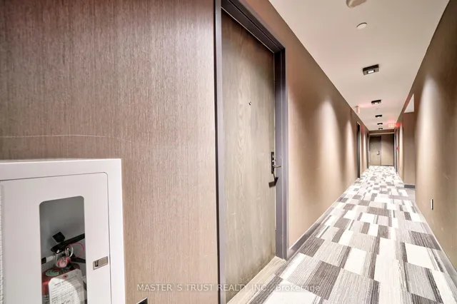 Additional image 4 of 426 University Ave Unit 2307