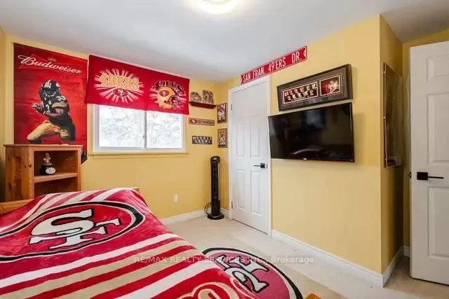 Additional image 14 of 4 Pacer Crt