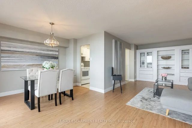 Additional image 8 of 2055 Upper Middle Rd Unit 306