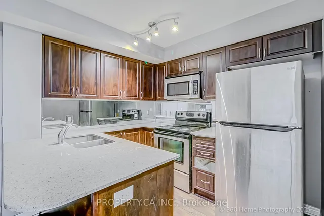 Additional image 12 of 60 Fairfax Cres Unit 428