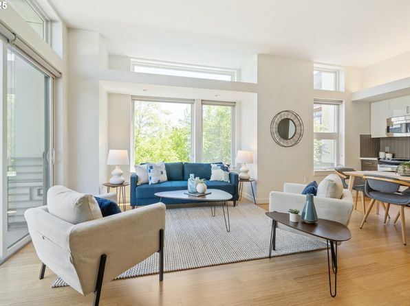 1455 N Killingsworth St APT 201, Portland, OR 97217