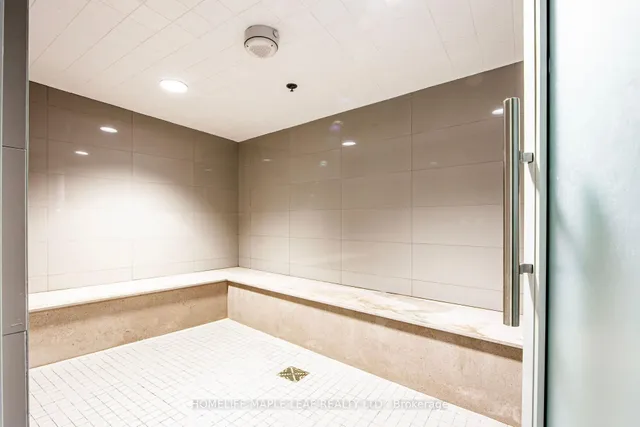 Additional image 26 of 543 Richmond St Unit 728