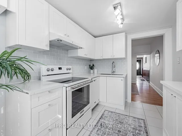 Additional image 17 of 239 Lumsden Ave