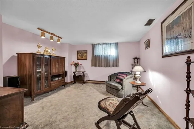 Additional image 27 of 50 Tweedsmuir Ave