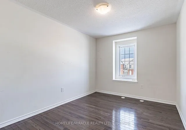 Additional image 32 of 229 Remembrance Rd