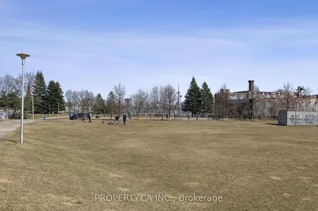 Additional image 34 of 347 Sorauren Ave Unit 223