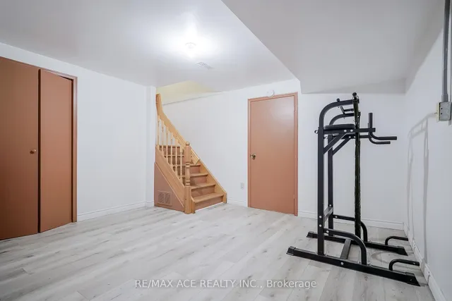 Additional image 32 of 28 Wilkins Dr