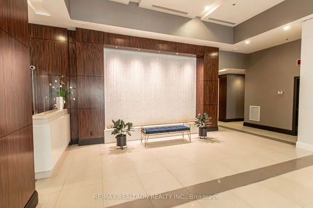 Additional image 5 of 19 Grand Trunk Cres Unit 1215