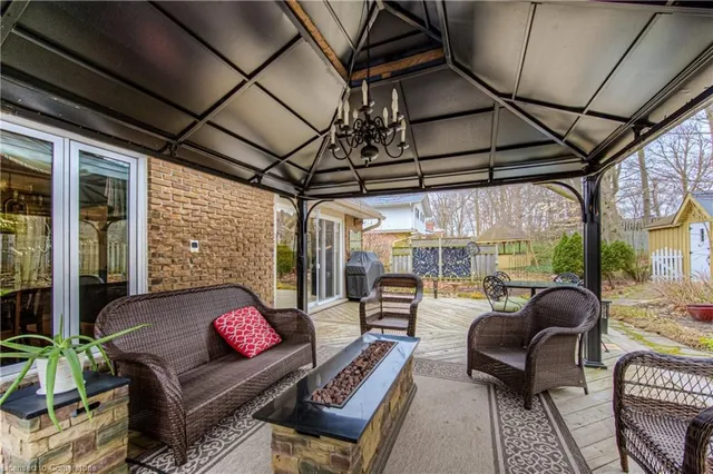 Additional image 44 of 173 Ripplewood Cres