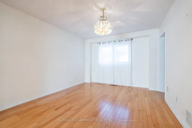 Additional image 7 of 7 Creekwood Pl