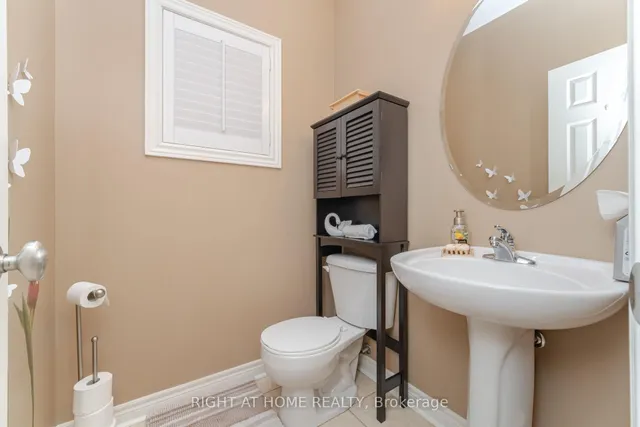 Additional image 15 of 19 Alice Springs Cres