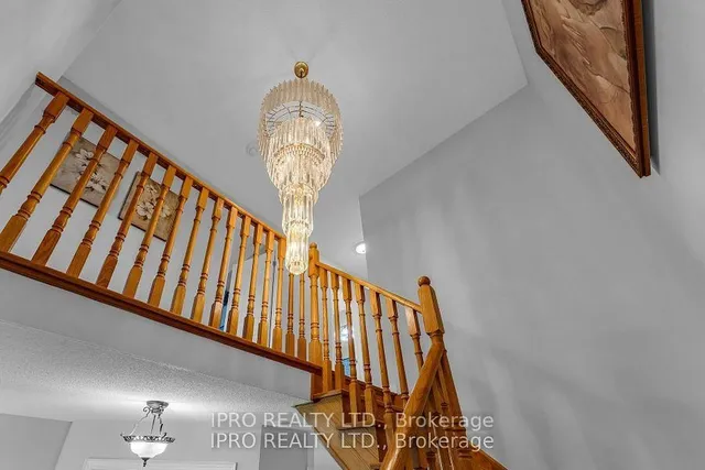 Additional image 16 of 155 Bighorn Cres