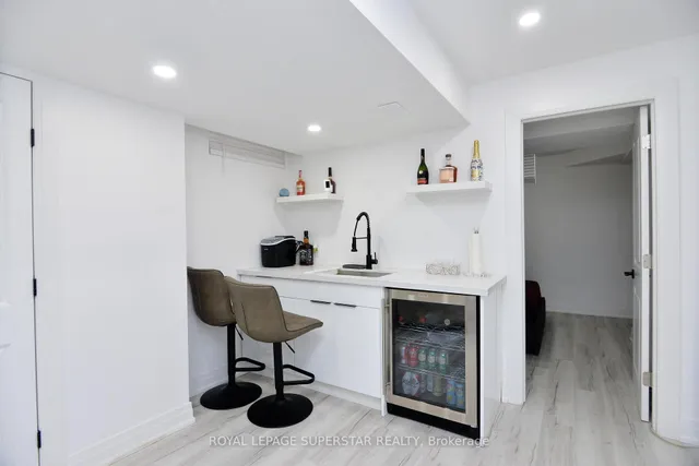 Additional image 19 of 44 Browview Dr