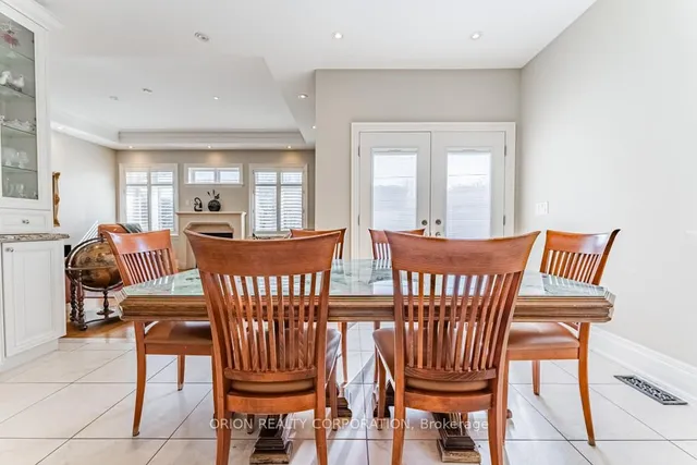 Additional image 13 of 293 La Rose Ave