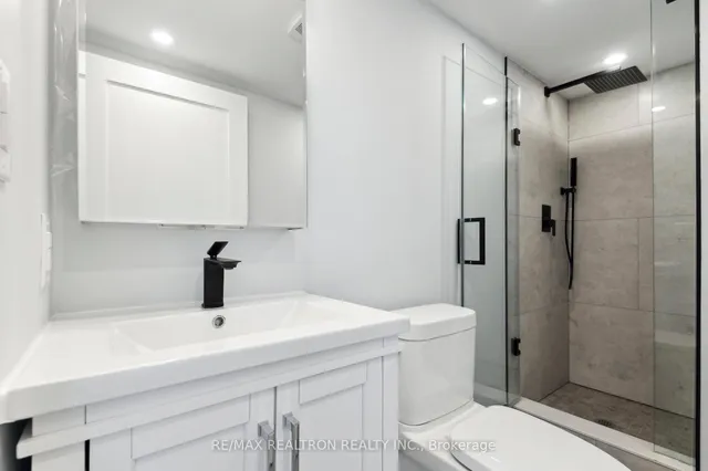 Additional image 27 of 18 Merton St Unit 906