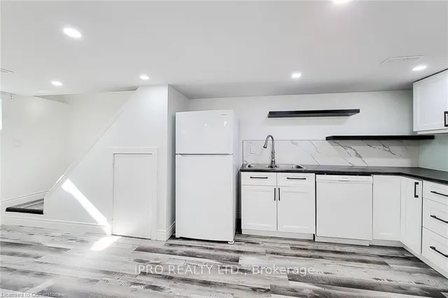 Additional image 26 of 133 Corman Ave