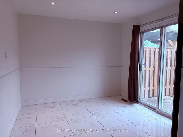 Additional image 8 of 19 Bramhall Circ