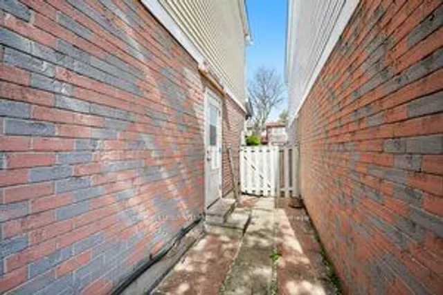 Additional image 19 of 37 Frontier Ptwy