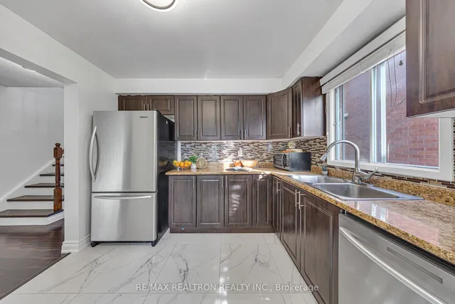 Additional image 16 of 75 Grayson Cres