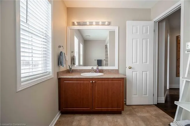 Additional image 25 of 212 Bradley Ave