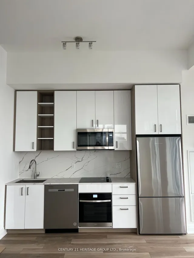 Additional image 4 of 543 Richmond St Unit LPH 4