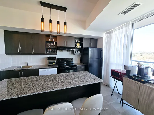 Additional image 10 of 35 Brian Peck Cres Unit 1005