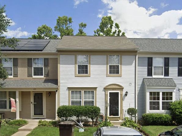 407 Knollwood Ct, Stafford, VA 22554