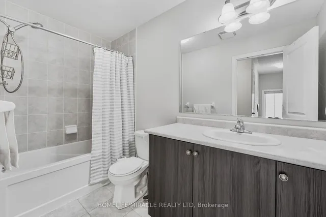 Additional image 29 of 34 Bernadino St