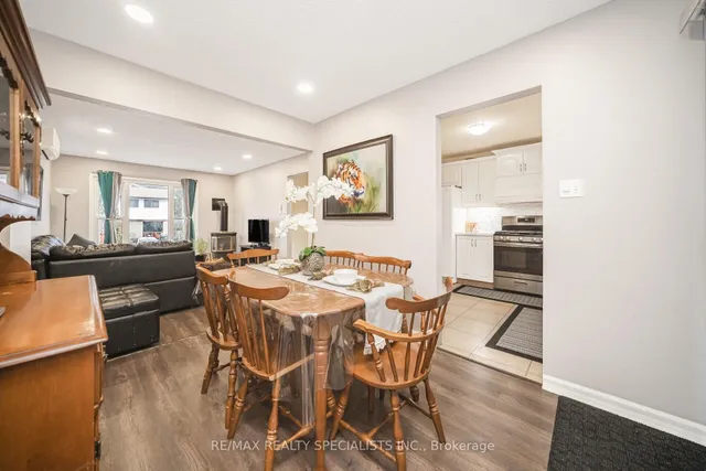 Additional image 17 of 26 Hercules Crt