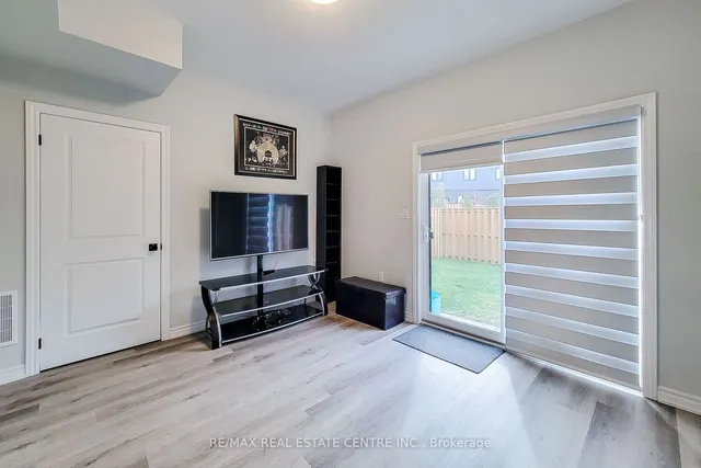 Additional image 28 of 55 Sentinel Lane