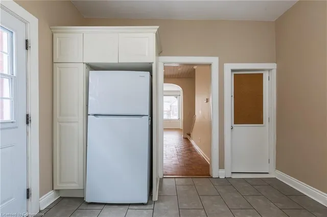 Additional image 16 of 280 Bold St