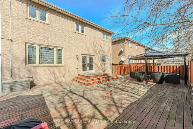 Additional image 37 of 42 York St