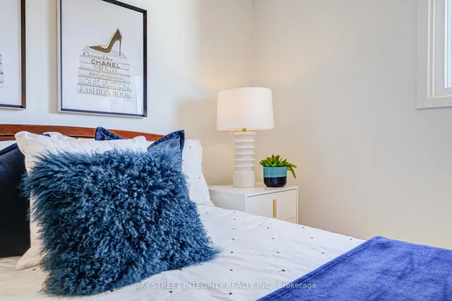 Additional image 16 of 275 Broadview Ave Unit 151